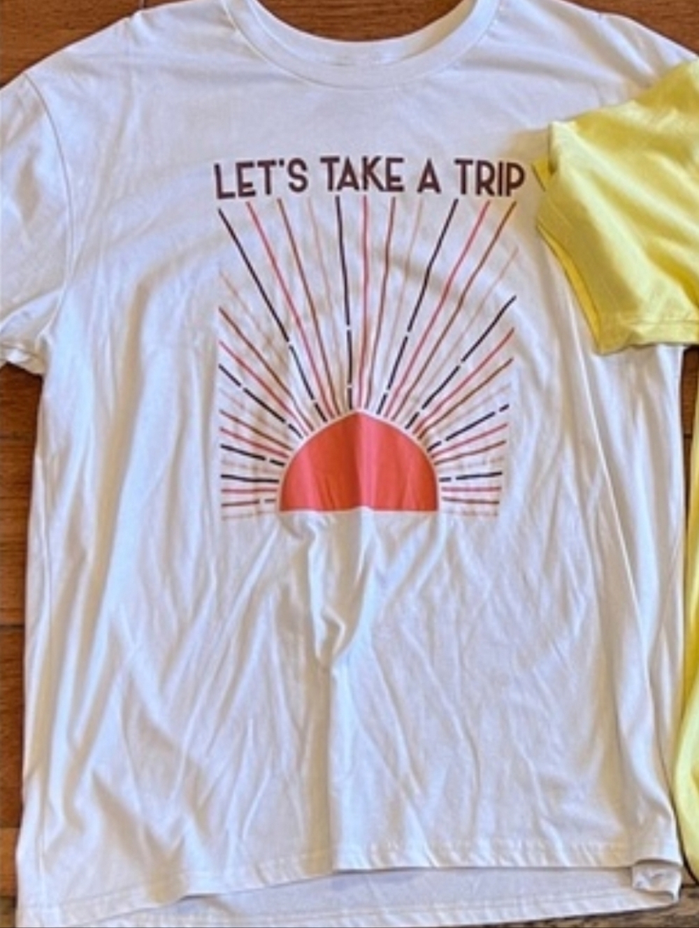 💥SALE💥CLUB SOCIAL LETS TAKE A TRIP Graphic Short Sleeve Tee